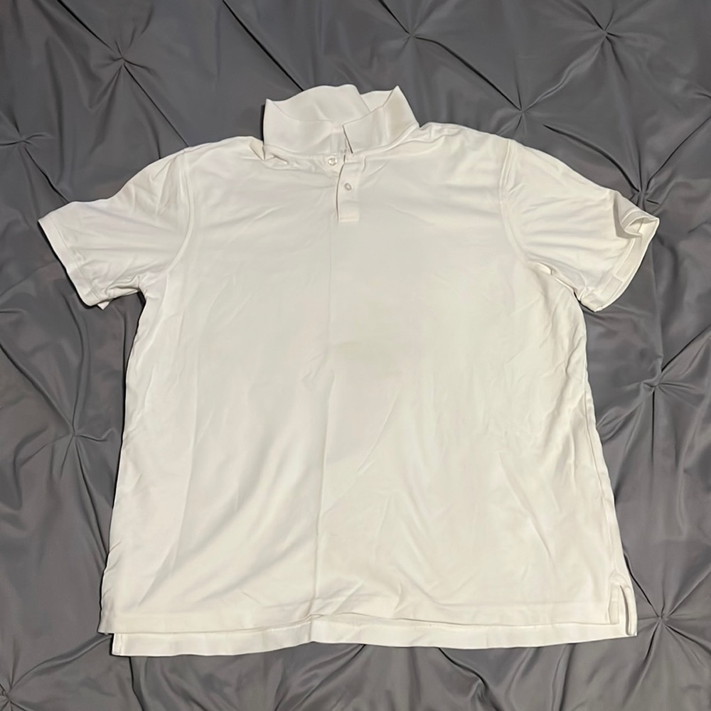 White collar shirt.